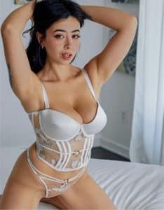 chloe surreal escort in los angeles