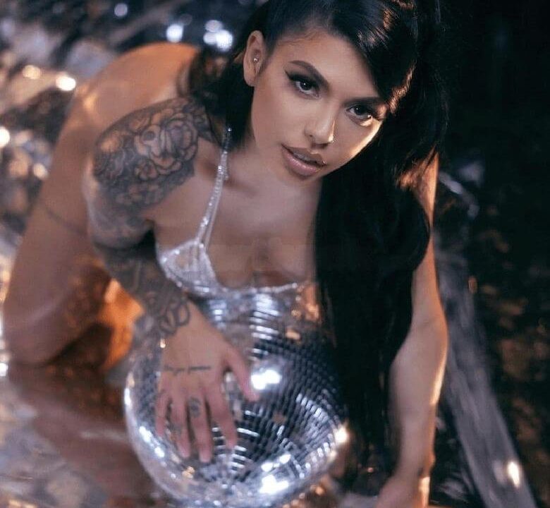 photo of gina valentina escort